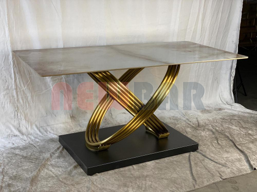 Подстолье 2124