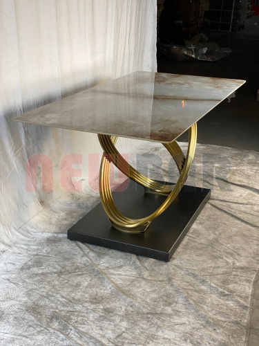 Подстолье 2124